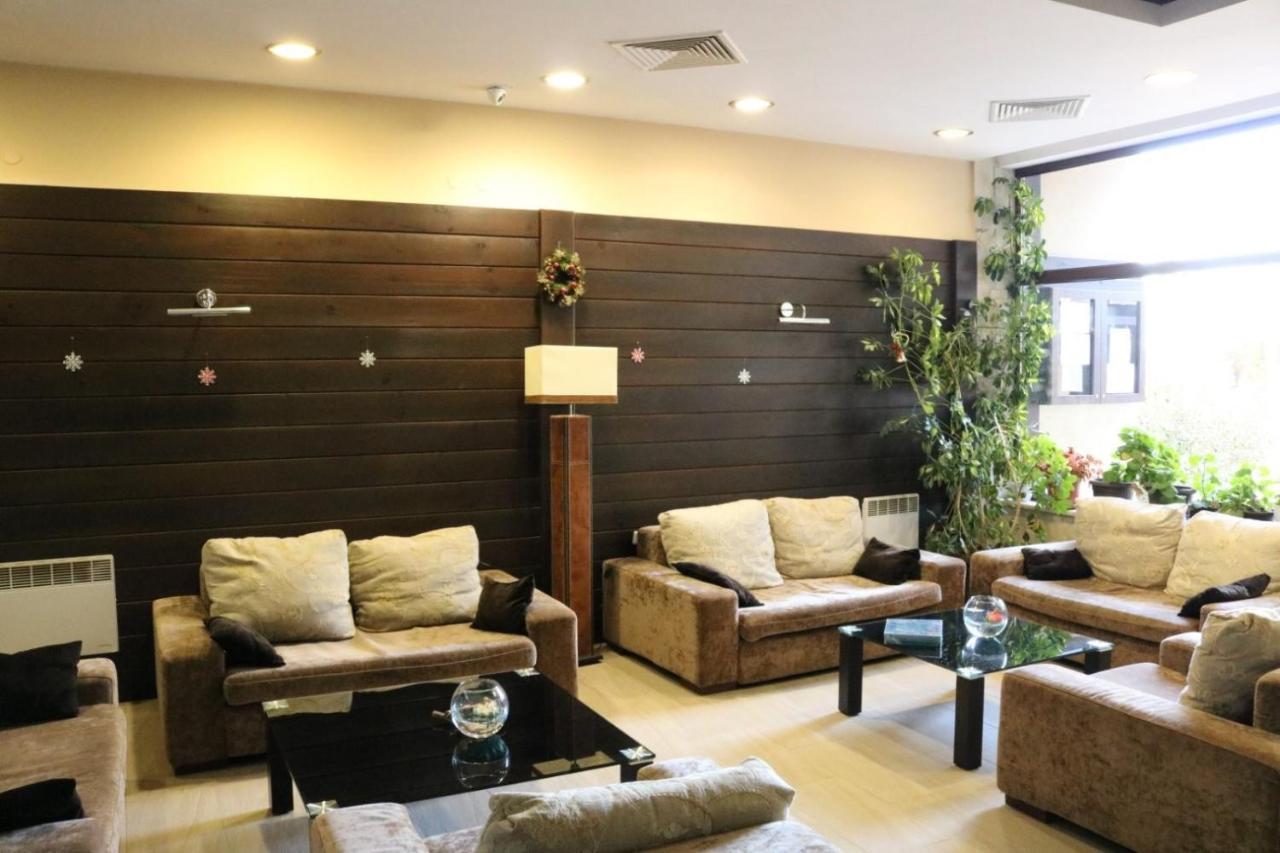 Private Apartments In Alpine Lodge בנסקו מראה חיצוני תמונה
