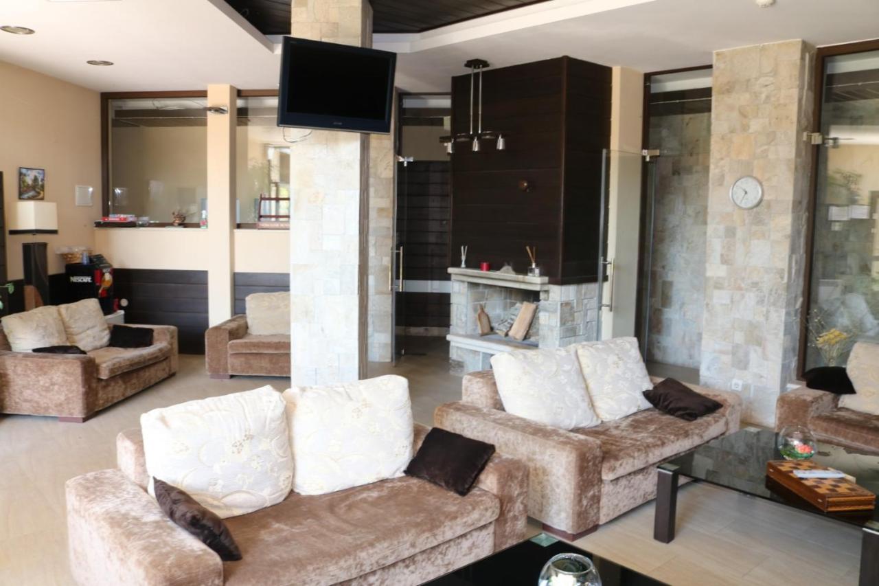 Private Apartments In Alpine Lodge בנסקו מראה חיצוני תמונה