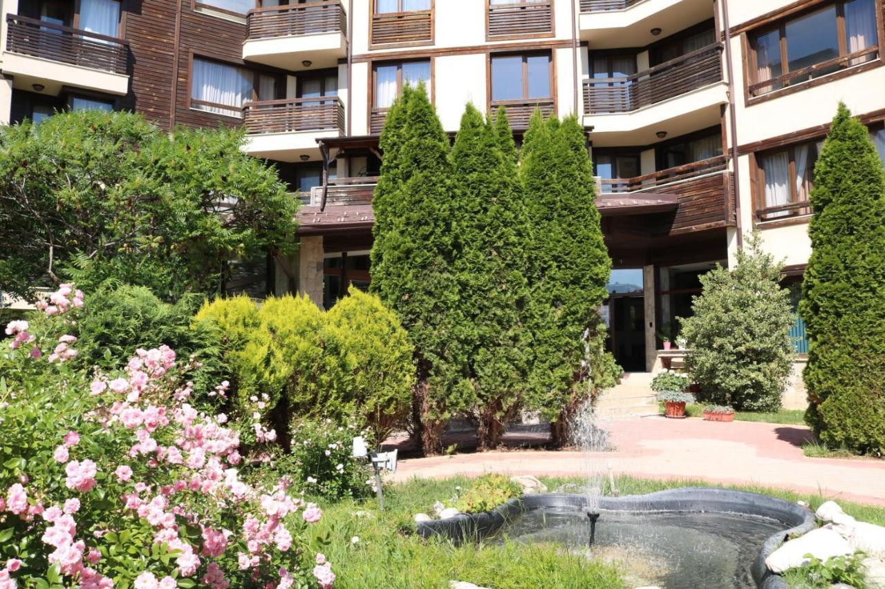 Private Apartments In Alpine Lodge בנסקו מראה חיצוני תמונה