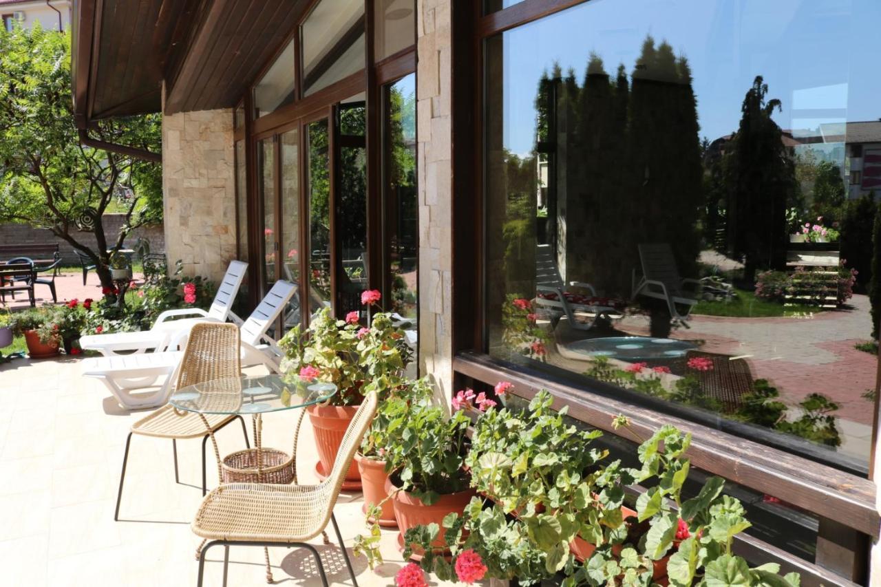 Private Apartments In Alpine Lodge בנסקו מראה חיצוני תמונה