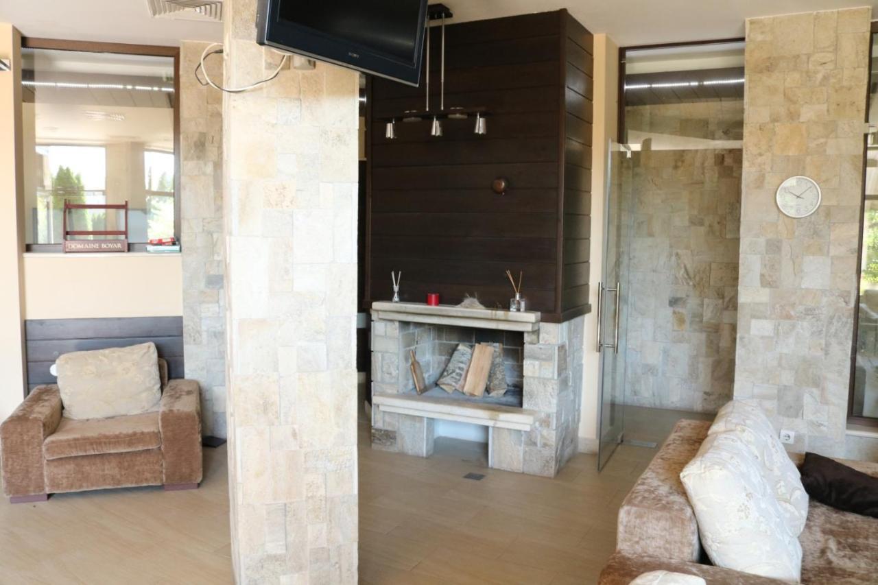 Private Apartments In Alpine Lodge בנסקו מראה חיצוני תמונה