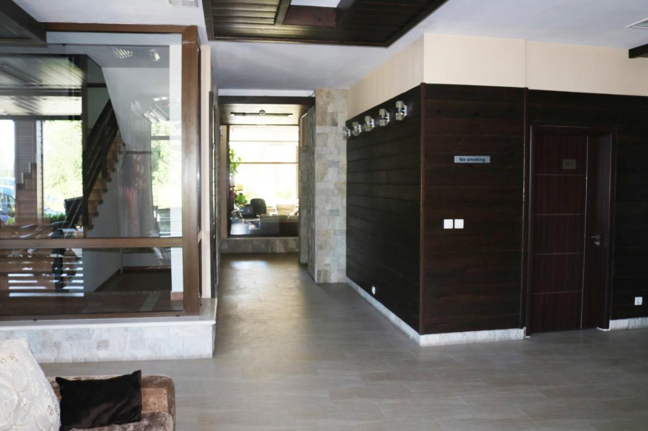 Private Apartments In Alpine Lodge בנסקו מראה חיצוני תמונה