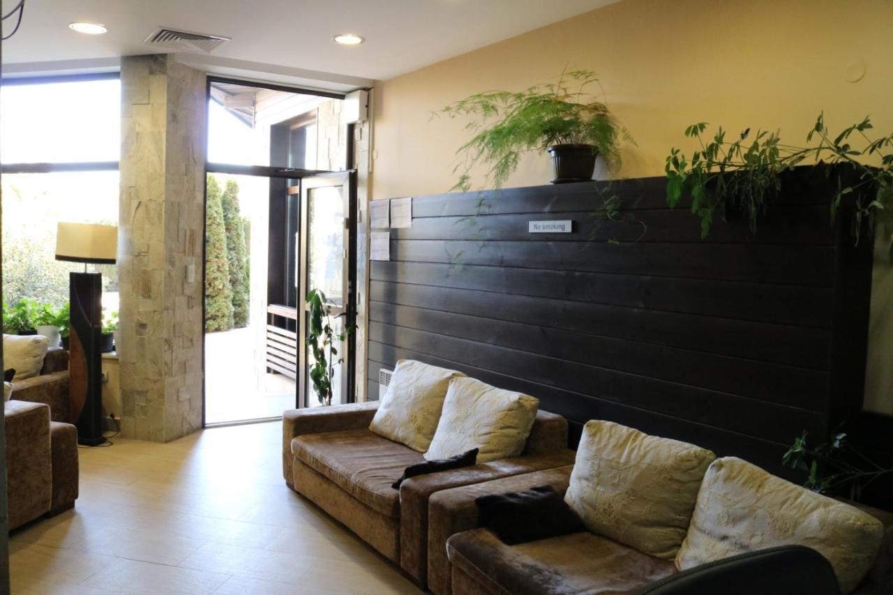Private Apartments In Alpine Lodge בנסקו מראה חיצוני תמונה